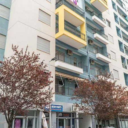 Casa *