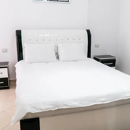 Casa *